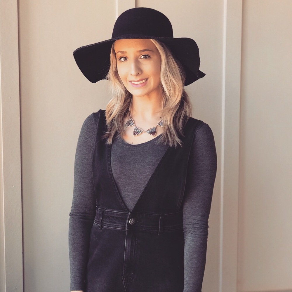 Meet your Posher, Alyssa